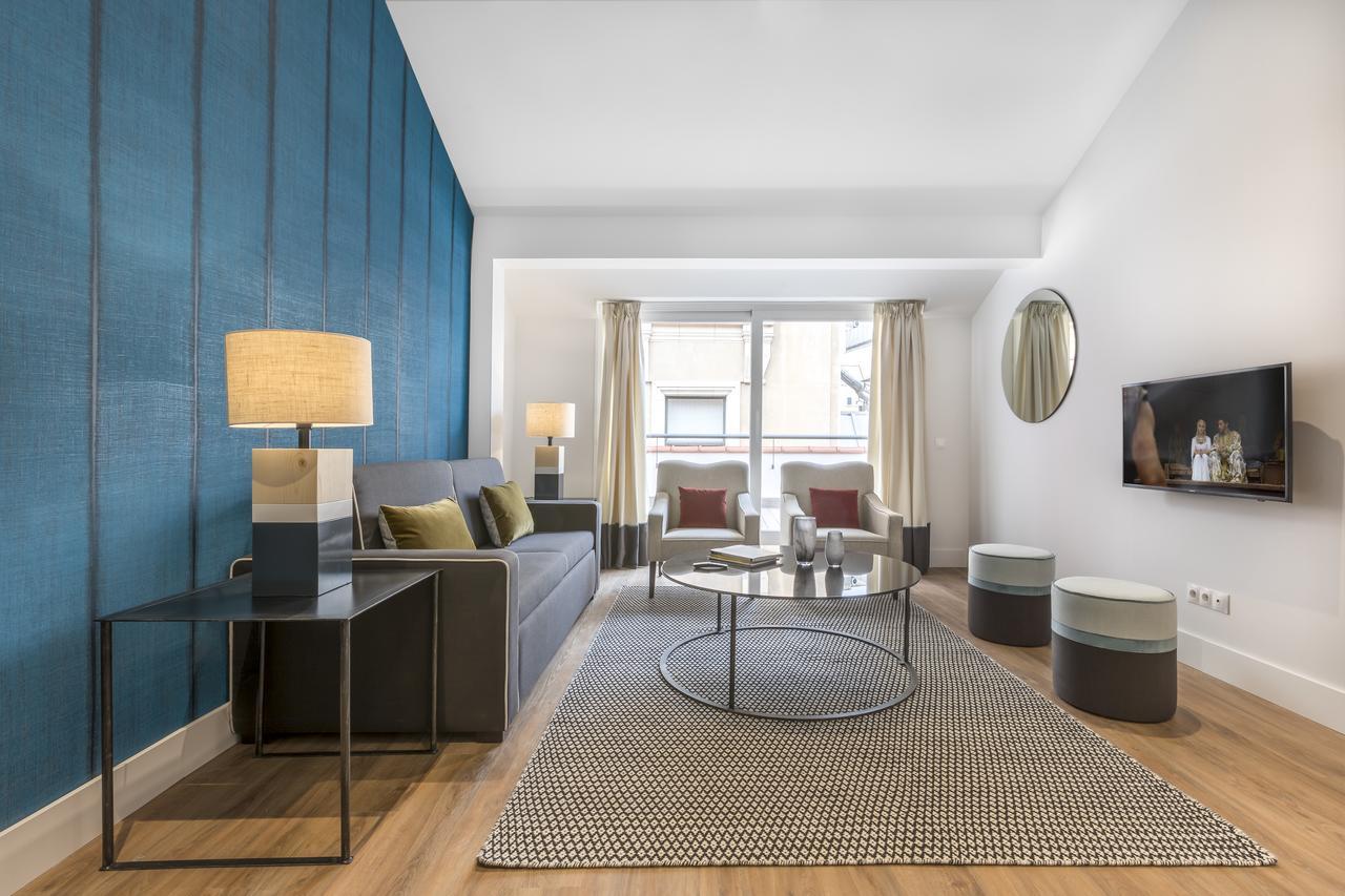 Slow Suites Bellas Artes Madrid Eksteriør billede