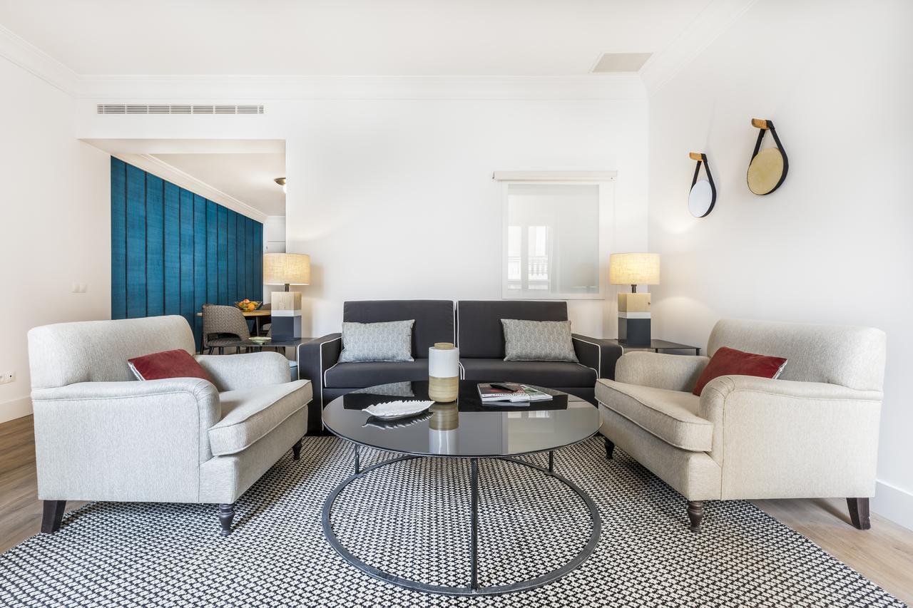 Slow Suites Bellas Artes Madrid Eksteriør billede