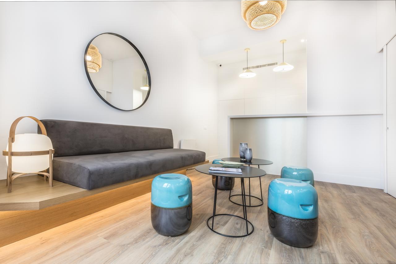 Slow Suites Bellas Artes Madrid Eksteriør billede