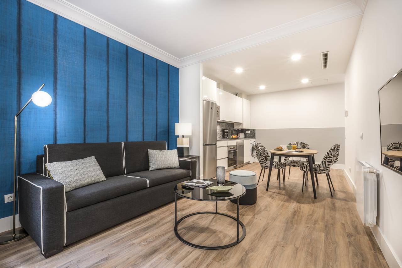Slow Suites Bellas Artes Madrid Eksteriør billede